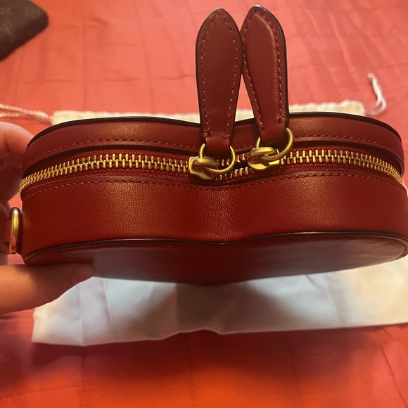 Coach heart crossbody - Picture 5 of 12